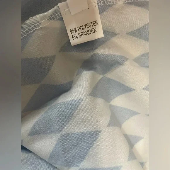 Diamond Shape Printed Midi Dress - Picture 4 of 5